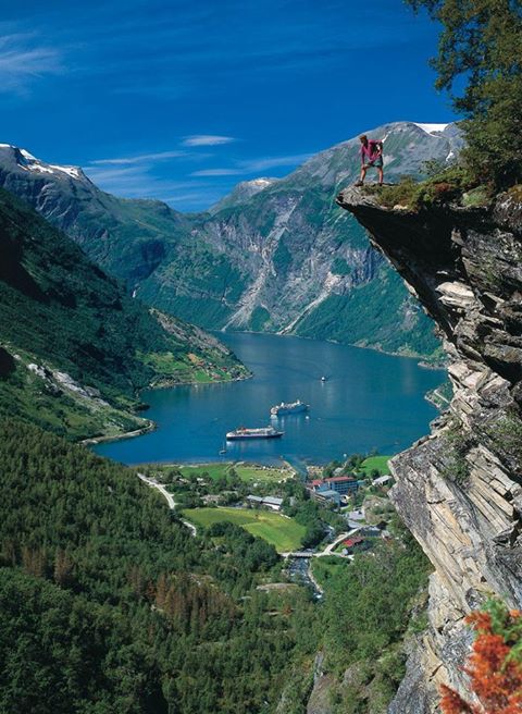 Photo: Geiranger fjord, Norway www.allempires.net